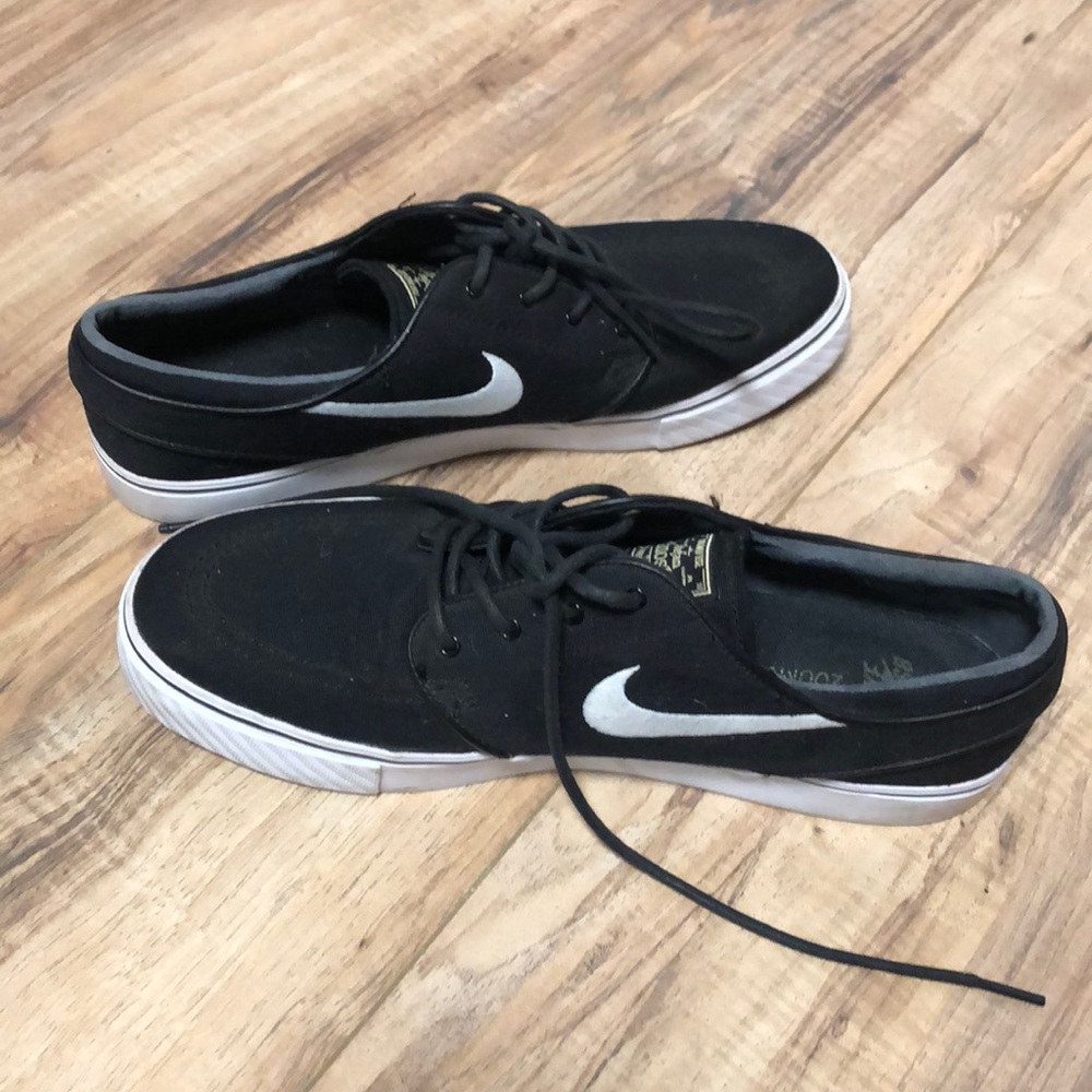 Nike SB - Stefan Janoski’s - Size 10